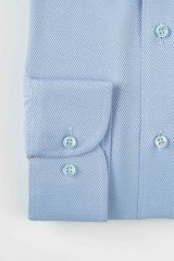 Camasa eleganta bleu cu model in tesatura slim fit