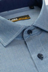 Camasa slim fit cu dungi albastre
